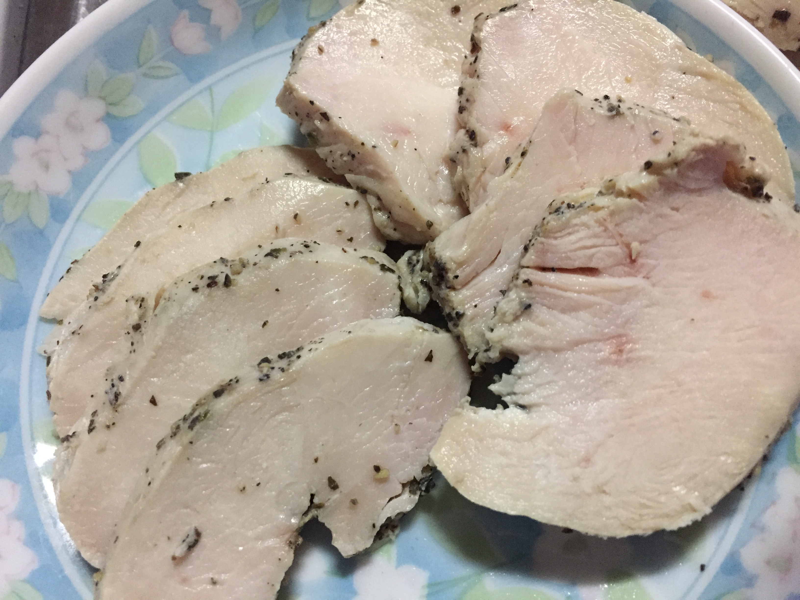 鶏ハム　切り分け