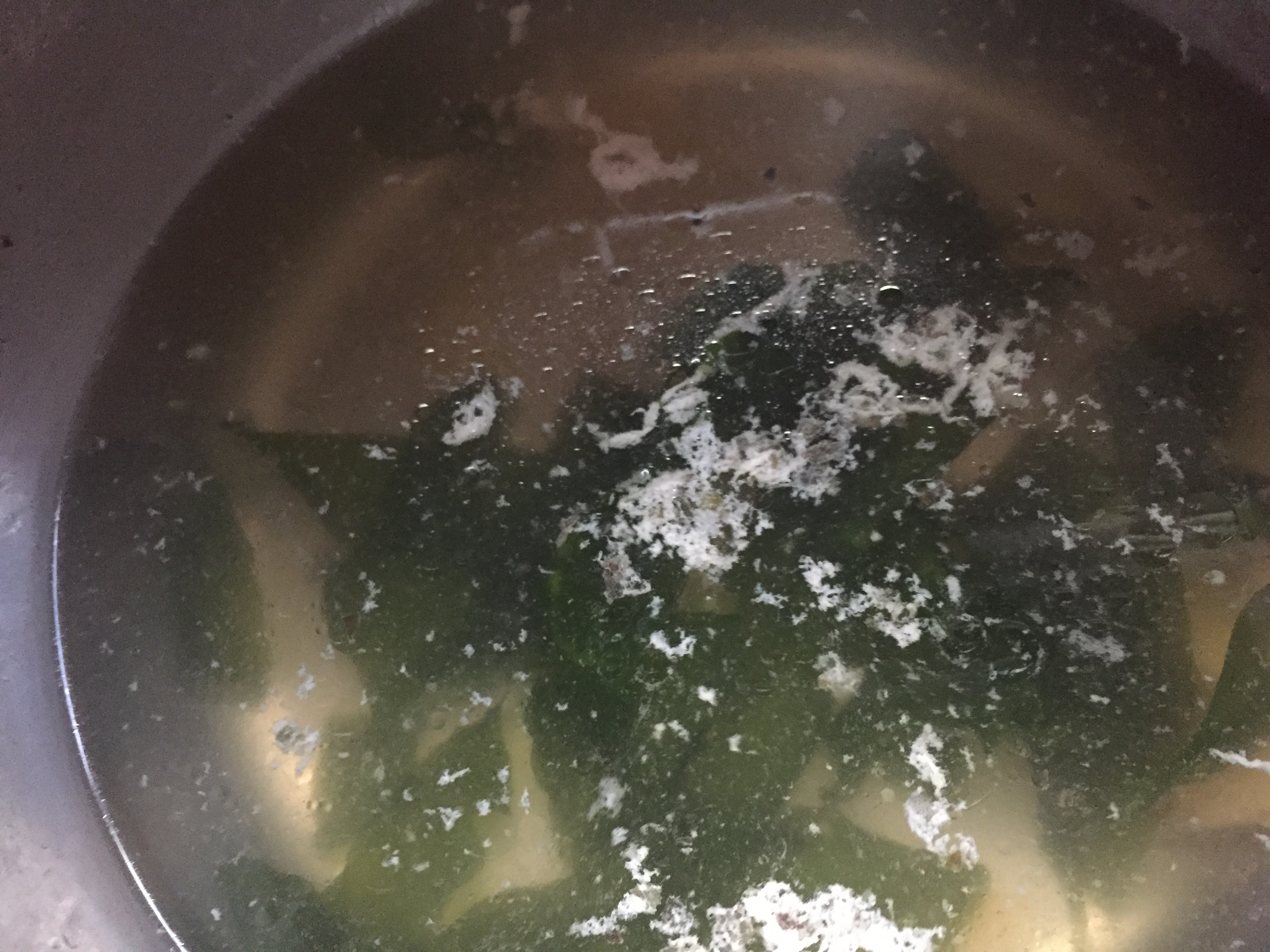 中華風溶き卵わかめスープ　レシピ
