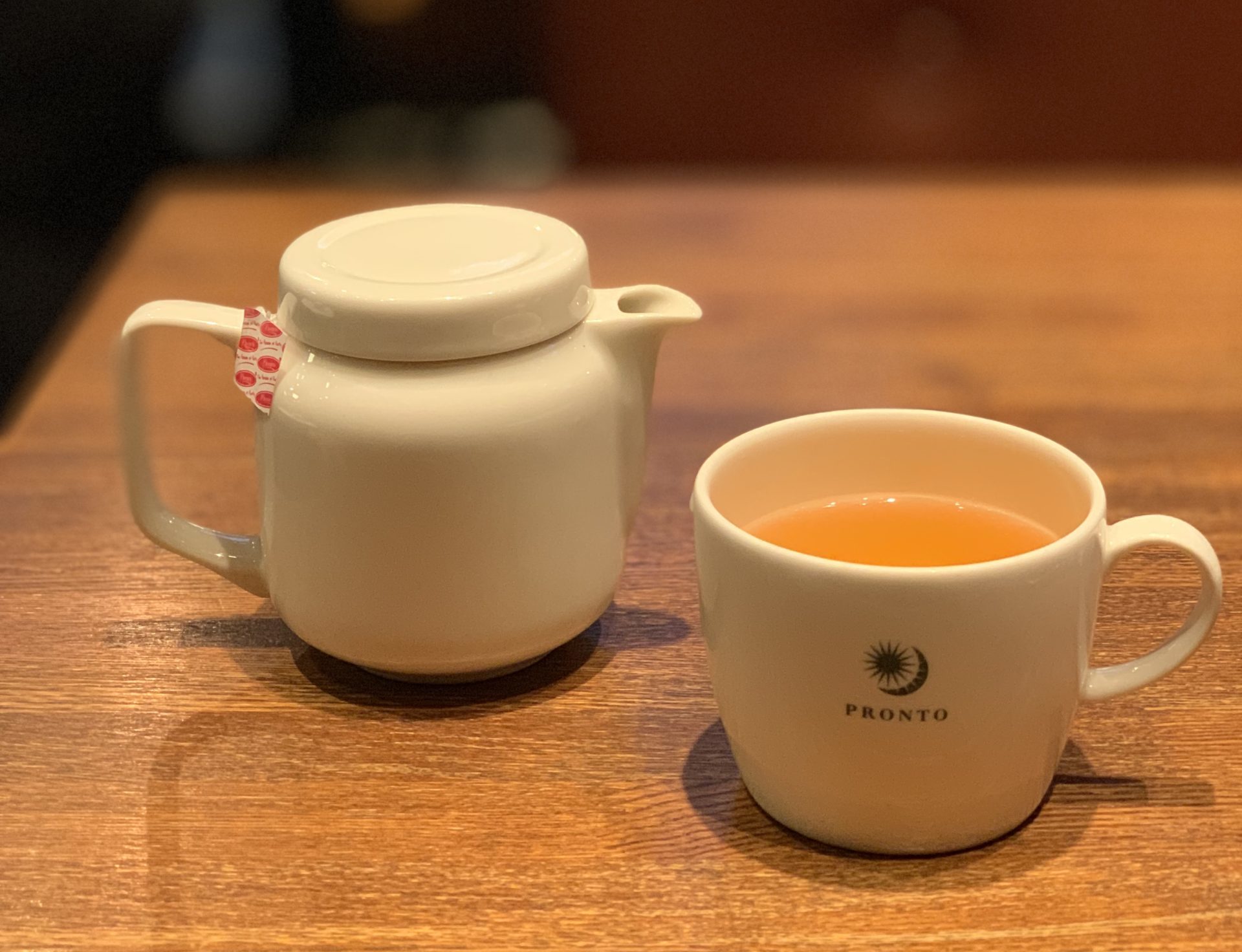 東京駅八重洲南口　電源カフェ　プロント 八重洲柳通り店　Wi-Fi