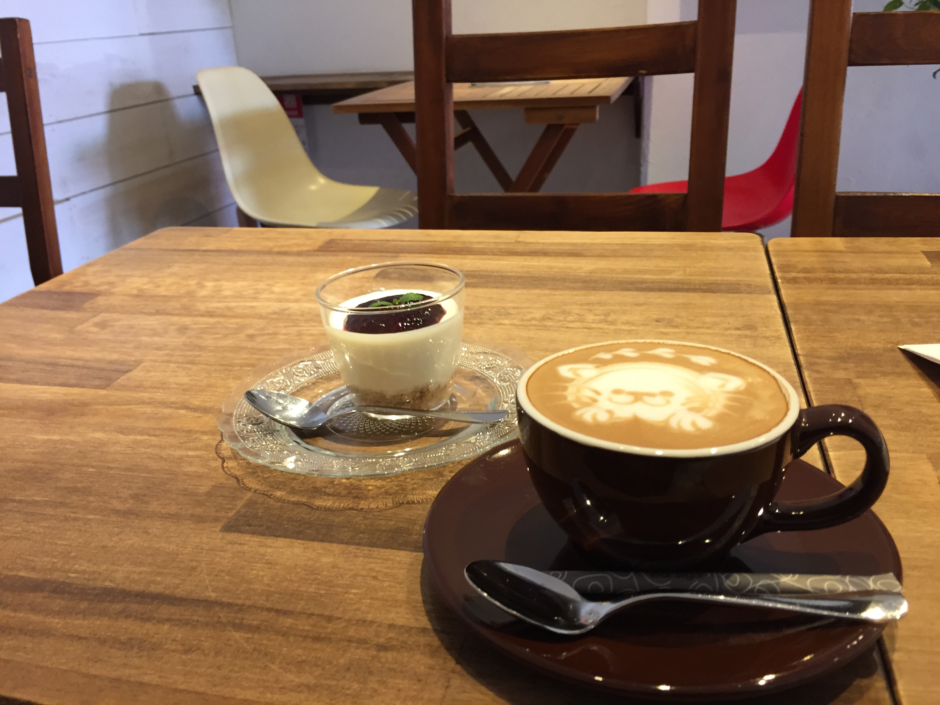 船橋日大前駅 電源カフェ warm heart coffee (ウォームハートコーヒー)