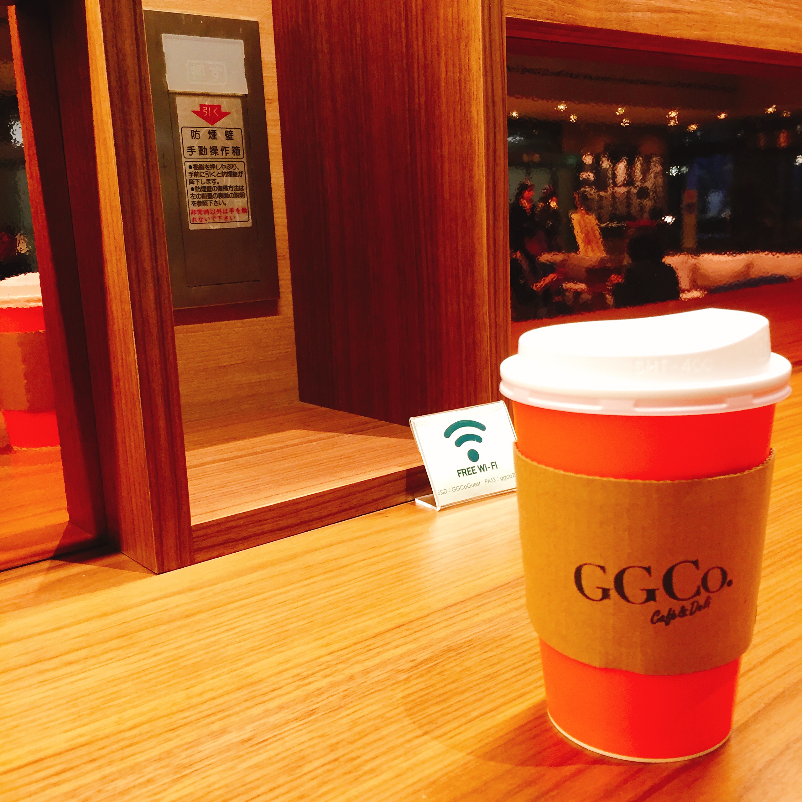 神谷町駅 電源カフェ Café & Deli GGCo.(ジージーシーオー)