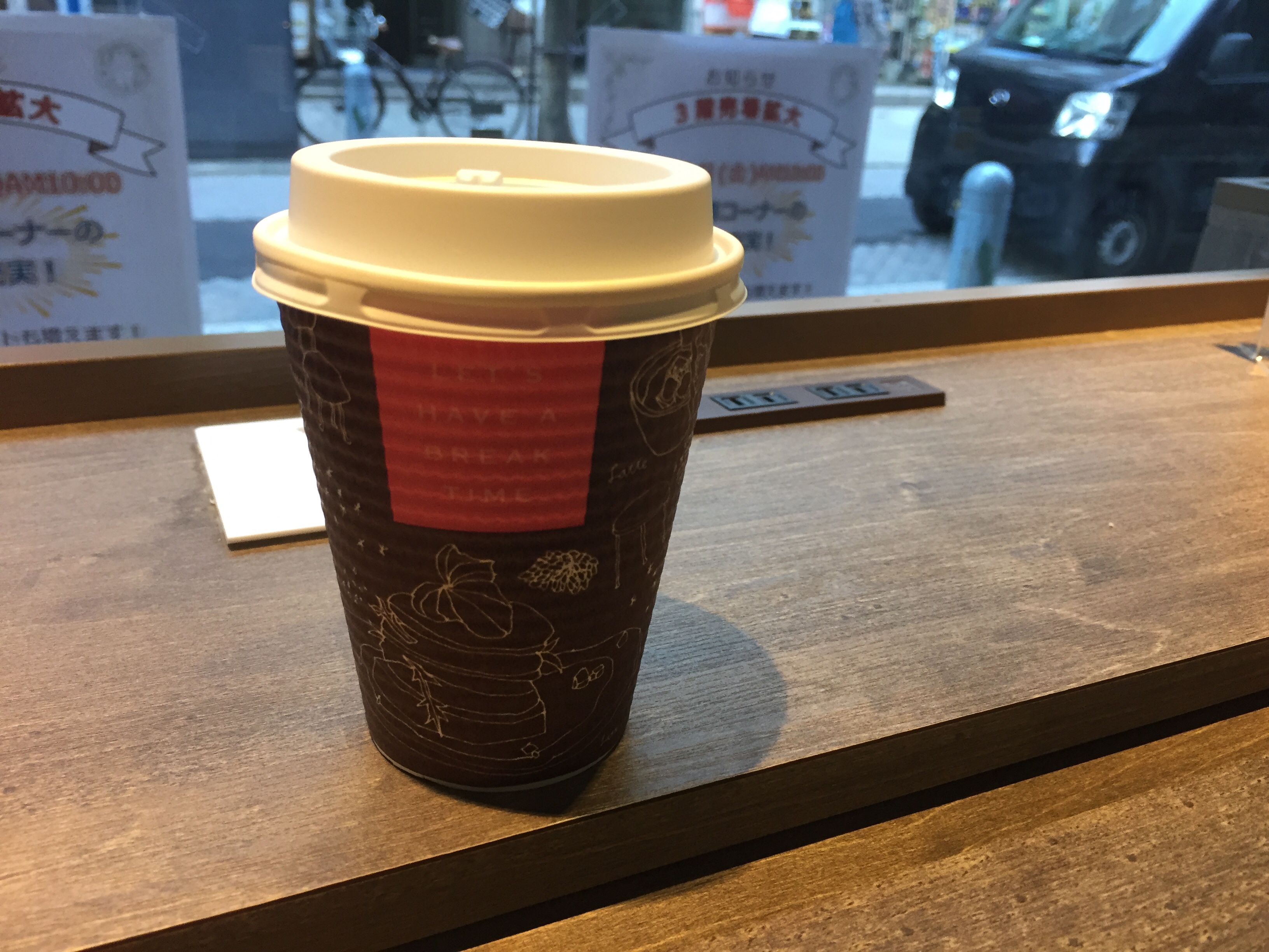 神保町駅A7出口 電源カフェ 東京堂書店 Paper Back Cafe(ペーパーバックカフェ)Wi-F