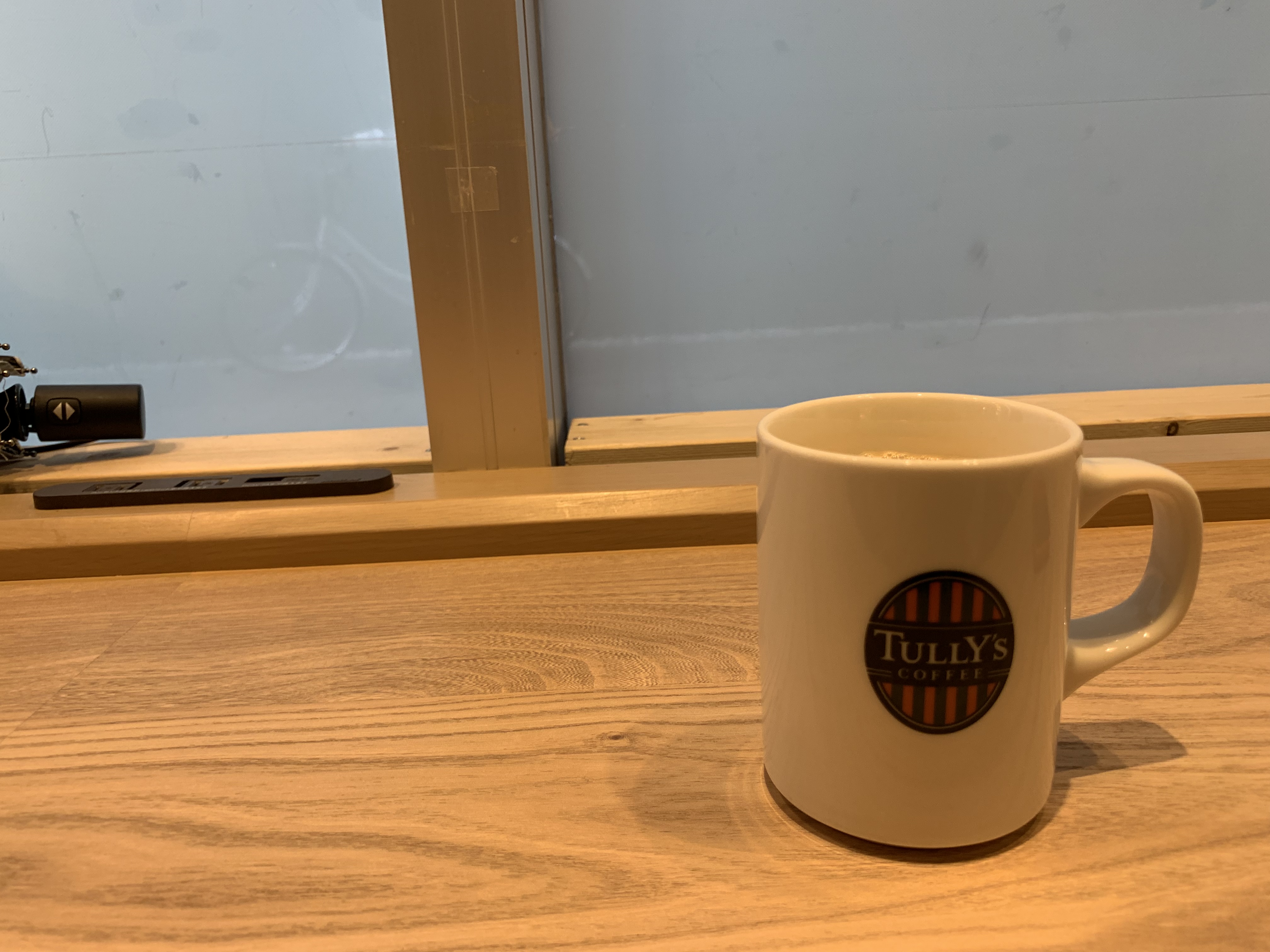 大宮駅西口 電源カフェ タリーズコーヒー 大宮ソニックシティ店 Wi-Fi