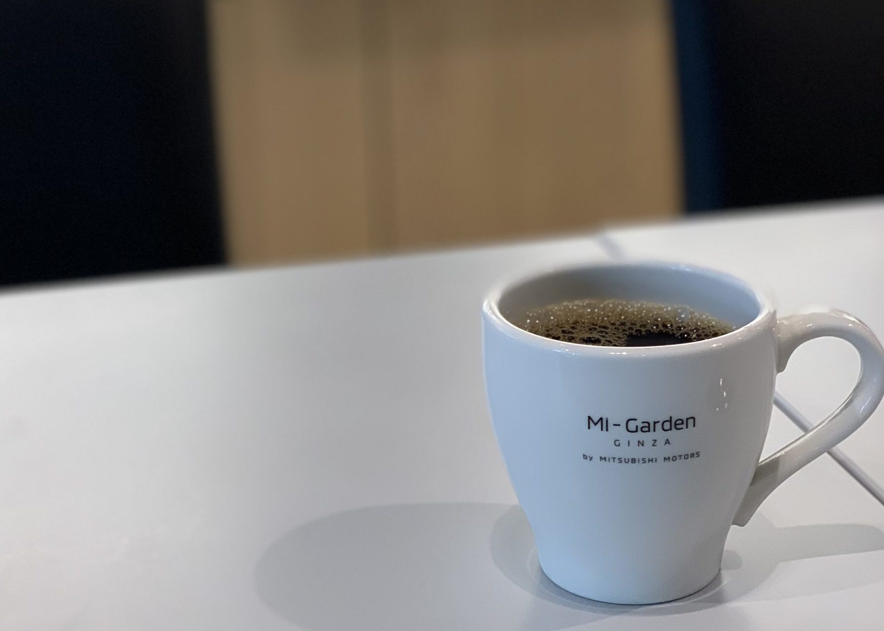 銀座一丁目駅8番出口 電源カフェ MI-Garden GINZA (マイ・ガーデン ギンザ) Wi-Fi