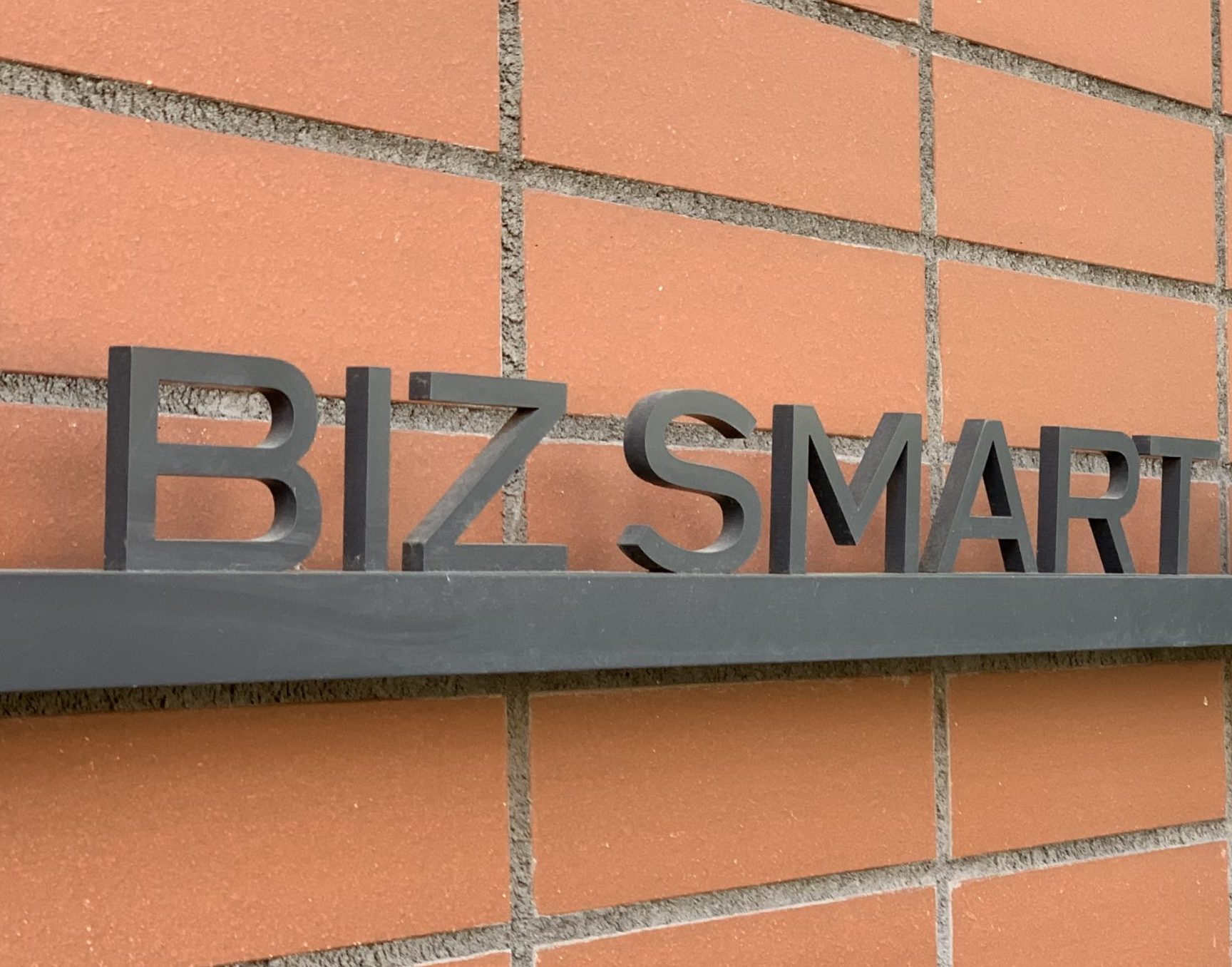 BIZ SMART（ビズスマート）