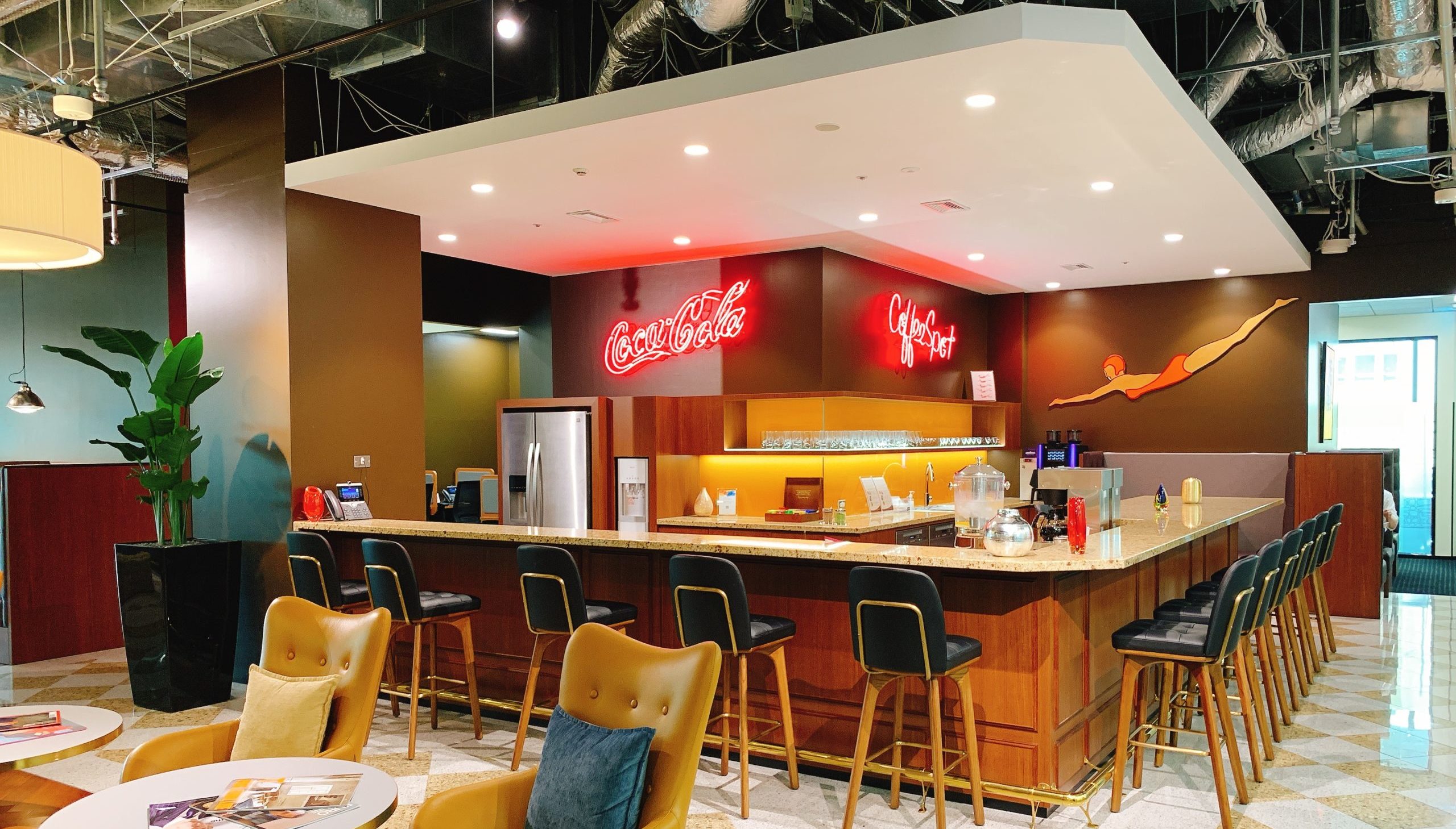 カフェテリア フリードリンク