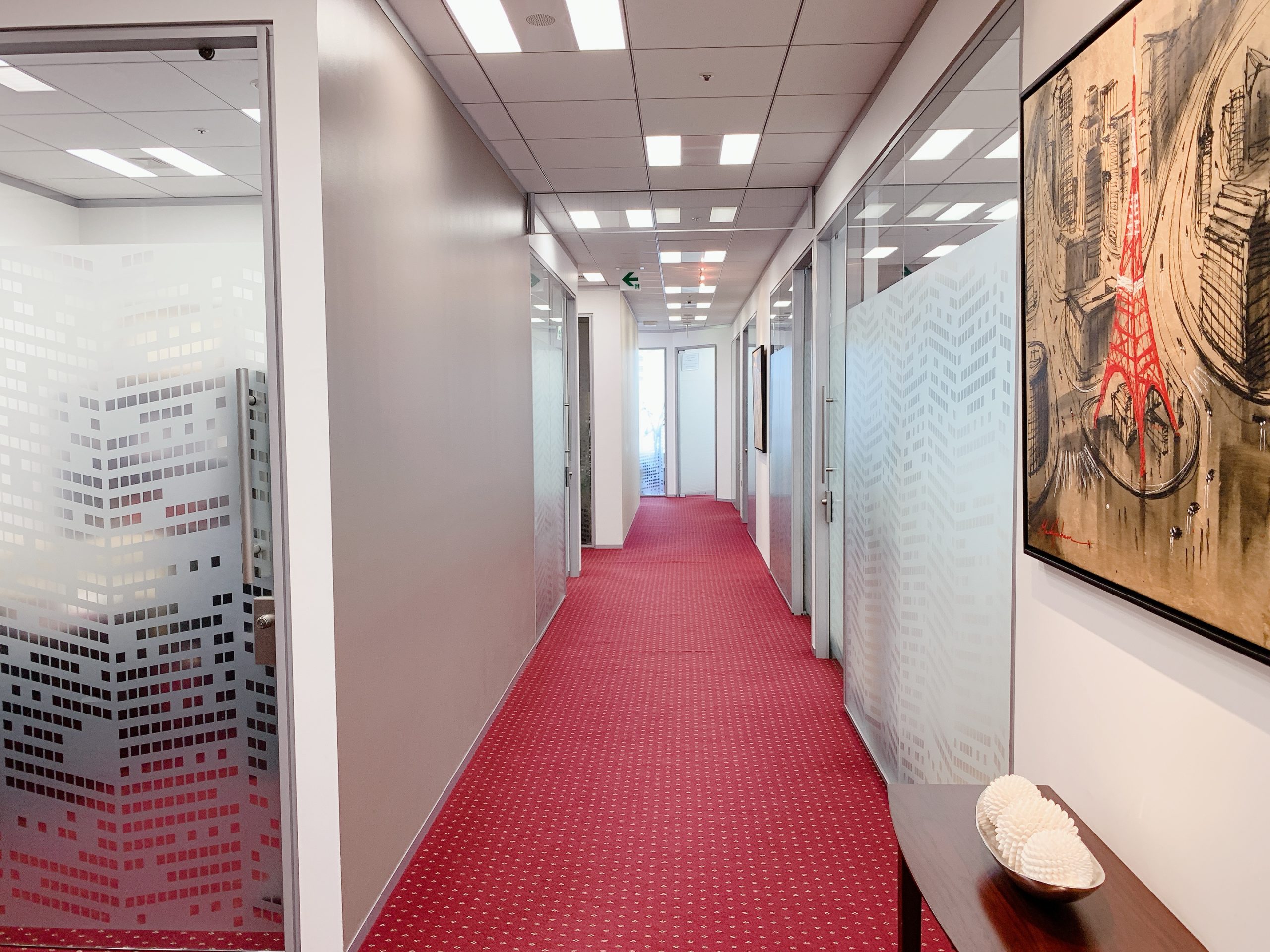 サーブコープ丸の内トラストタワー本館レンタルオフィス