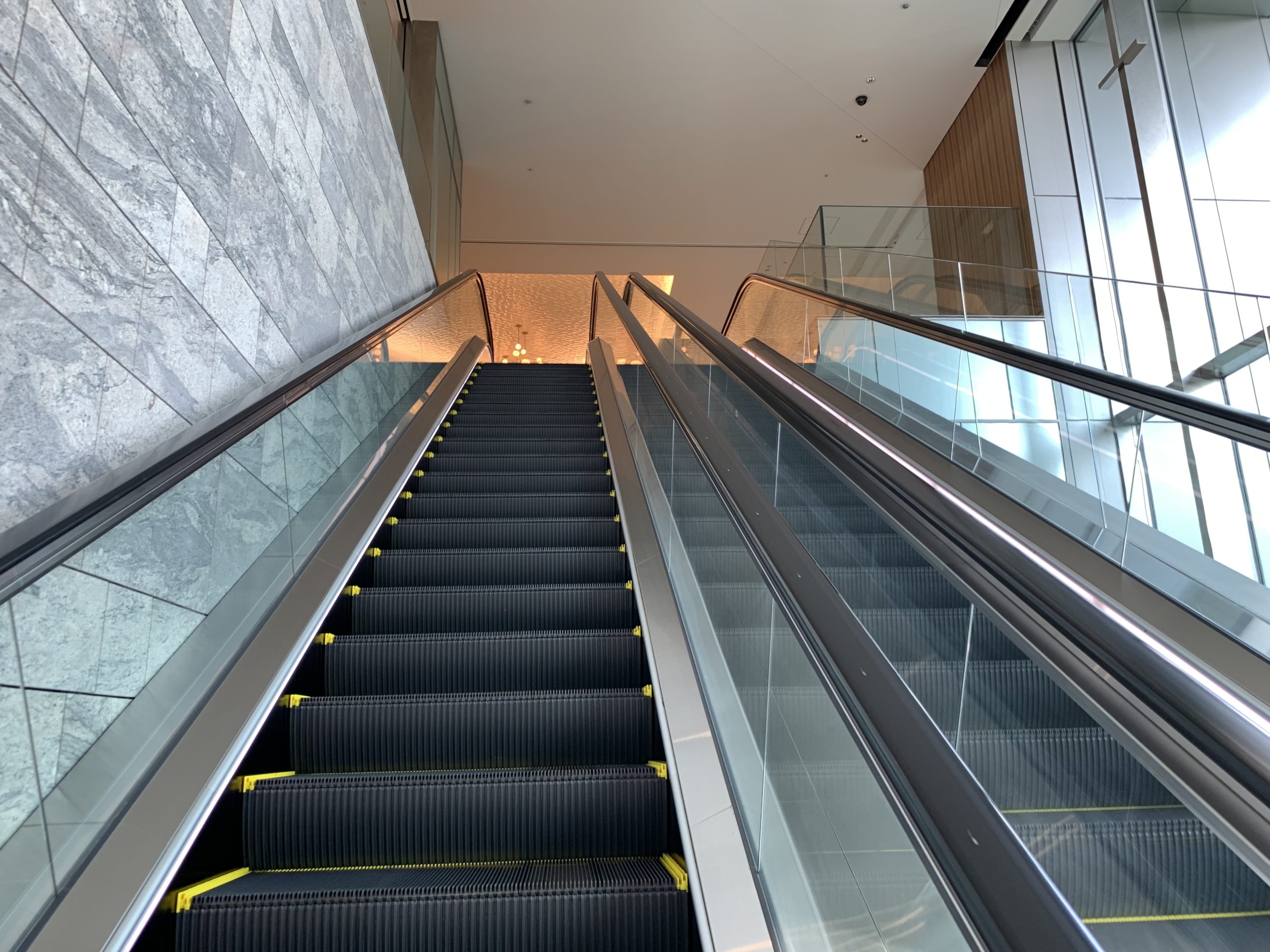 最寄駅からのアクセス　サーブコープトライセブンロッポンギ