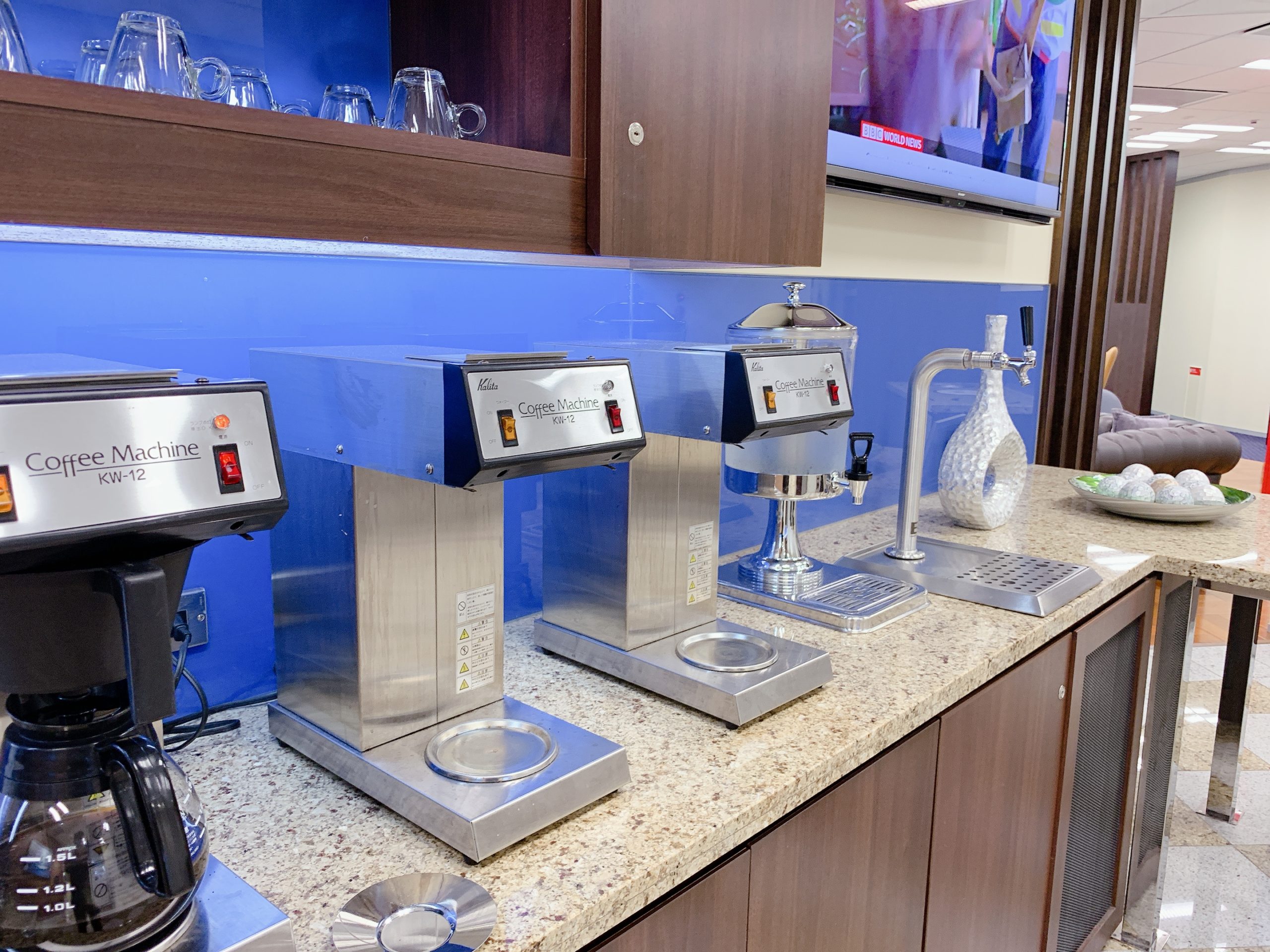 カフェテリア　フリードリンク　サーブコープトライセブンロッポンギ