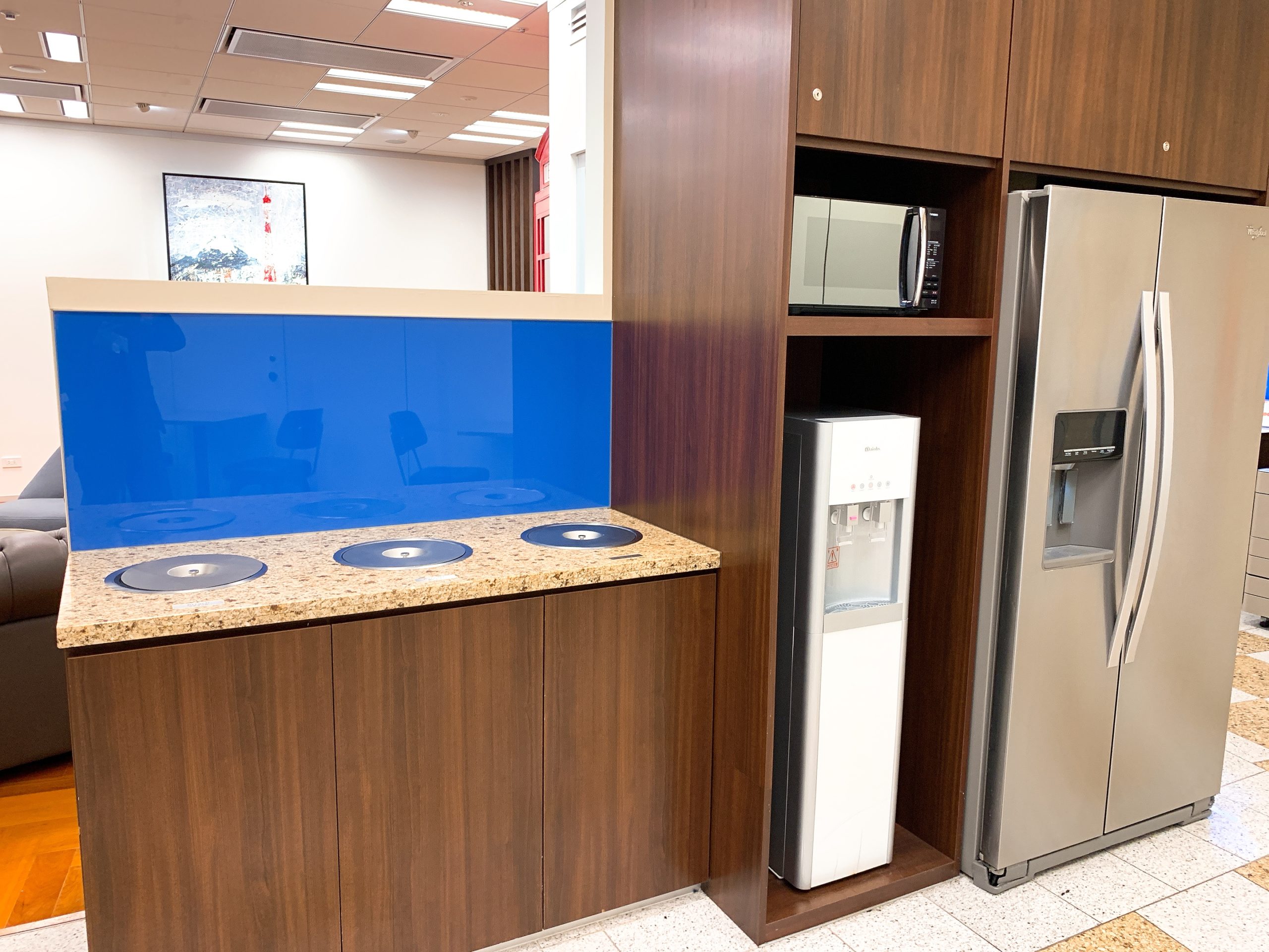 カフェテリア　フリードリンク　サーブコープトライセブンロッポンギ