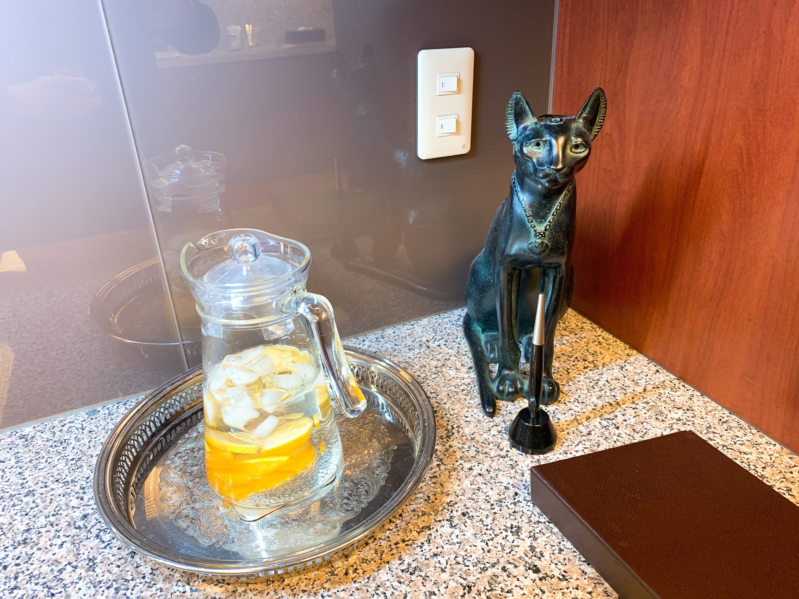 カフェテリア フリードリンク サーブコープ城山トラストタワー