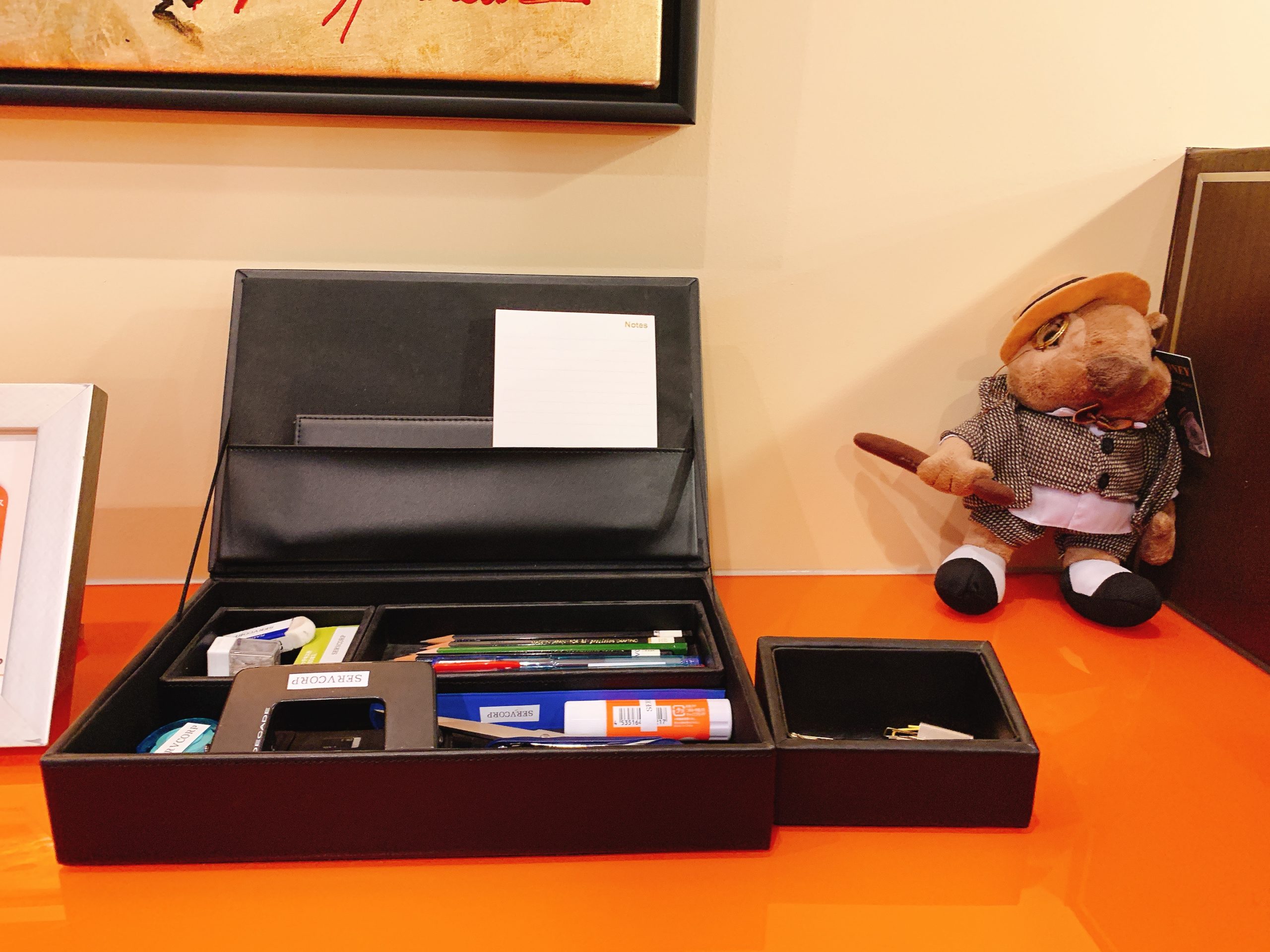 複合機・文房具・シュレッダー　サーブコープ新宿オークシティ日土地西新宿ビル