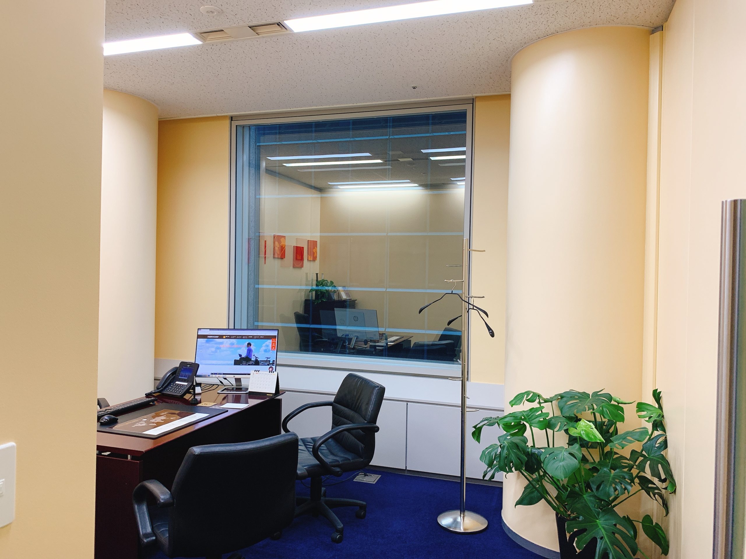 サーブコープ新宿オークシティ日土地西新宿ビルレンタルオフィス