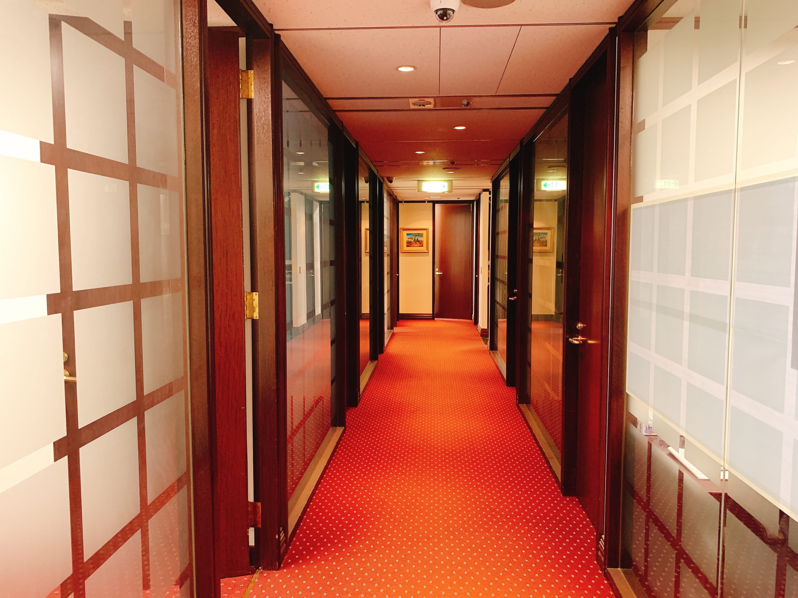 サーブコープ新宿野村ビルレンタルオフィス