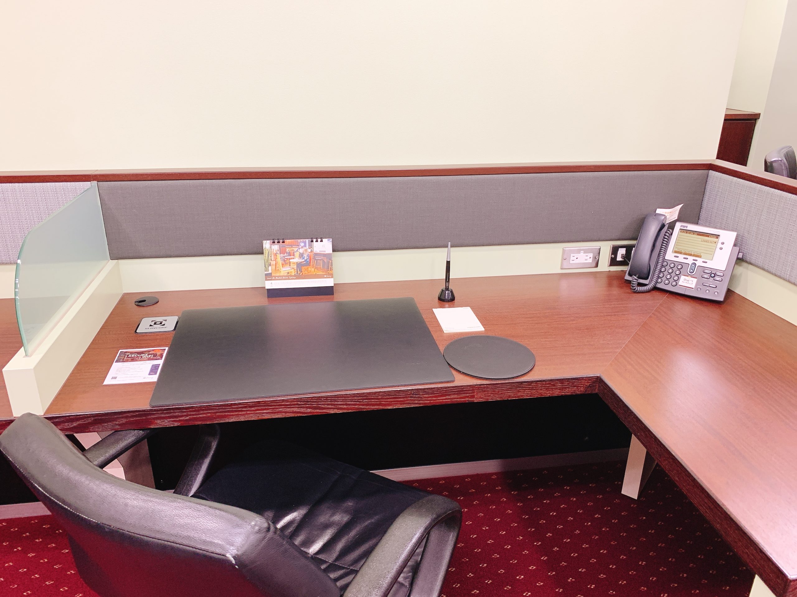 コワーキングデスク サーブコープ池袋サンシャイン60