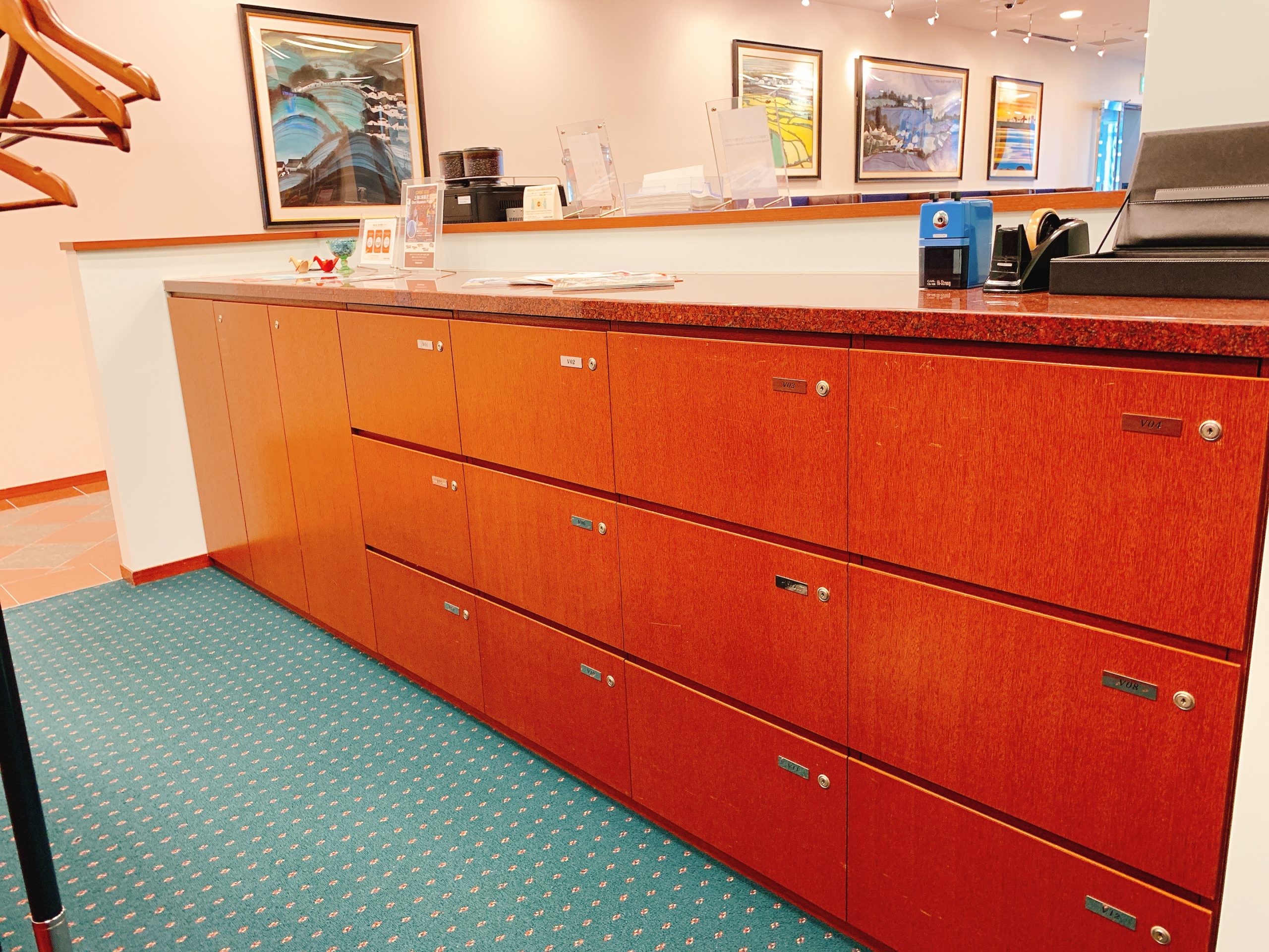 ロッカー サーブコープ汐留芝離宮ビルディング