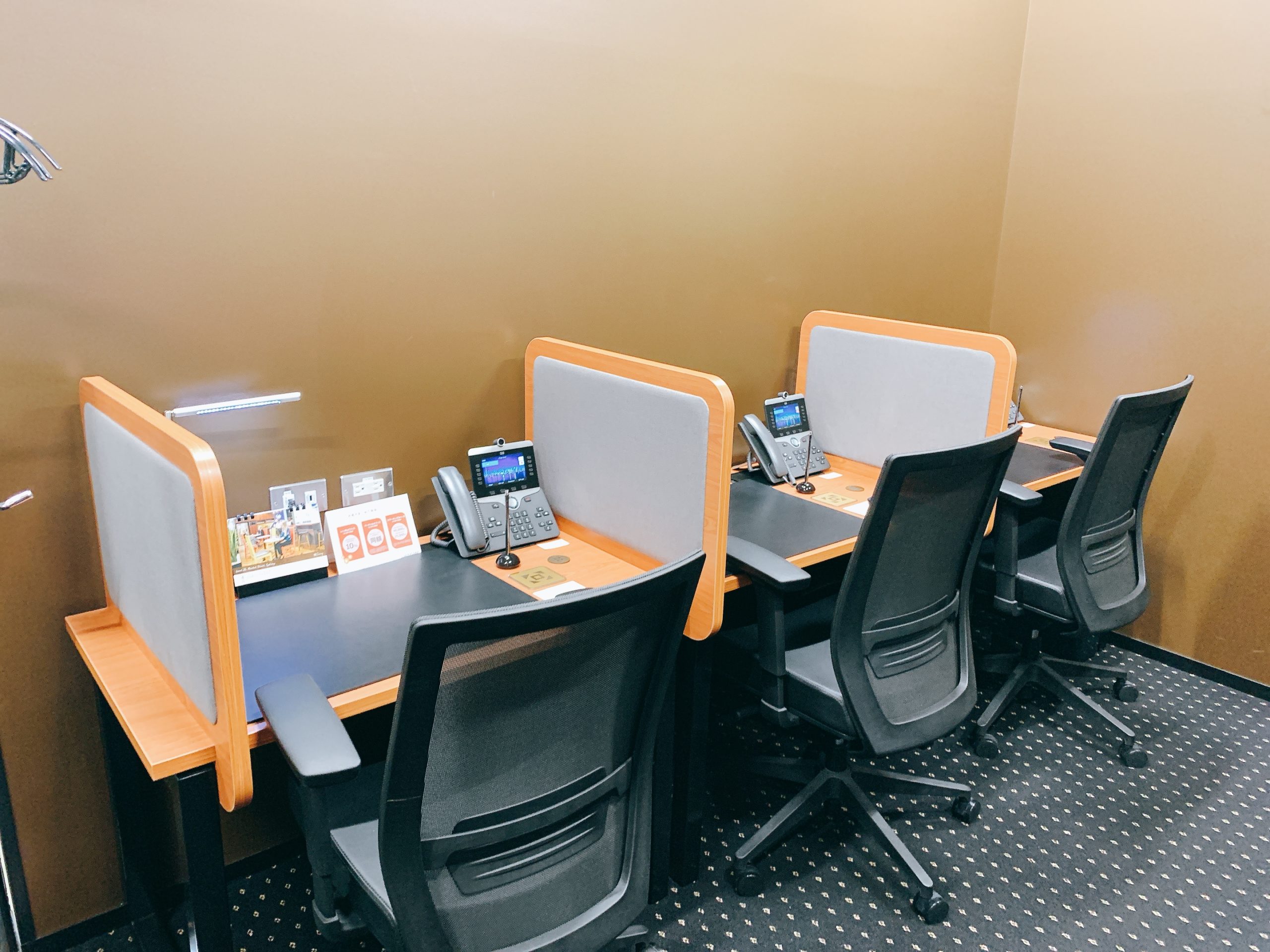 コワーキングデスク