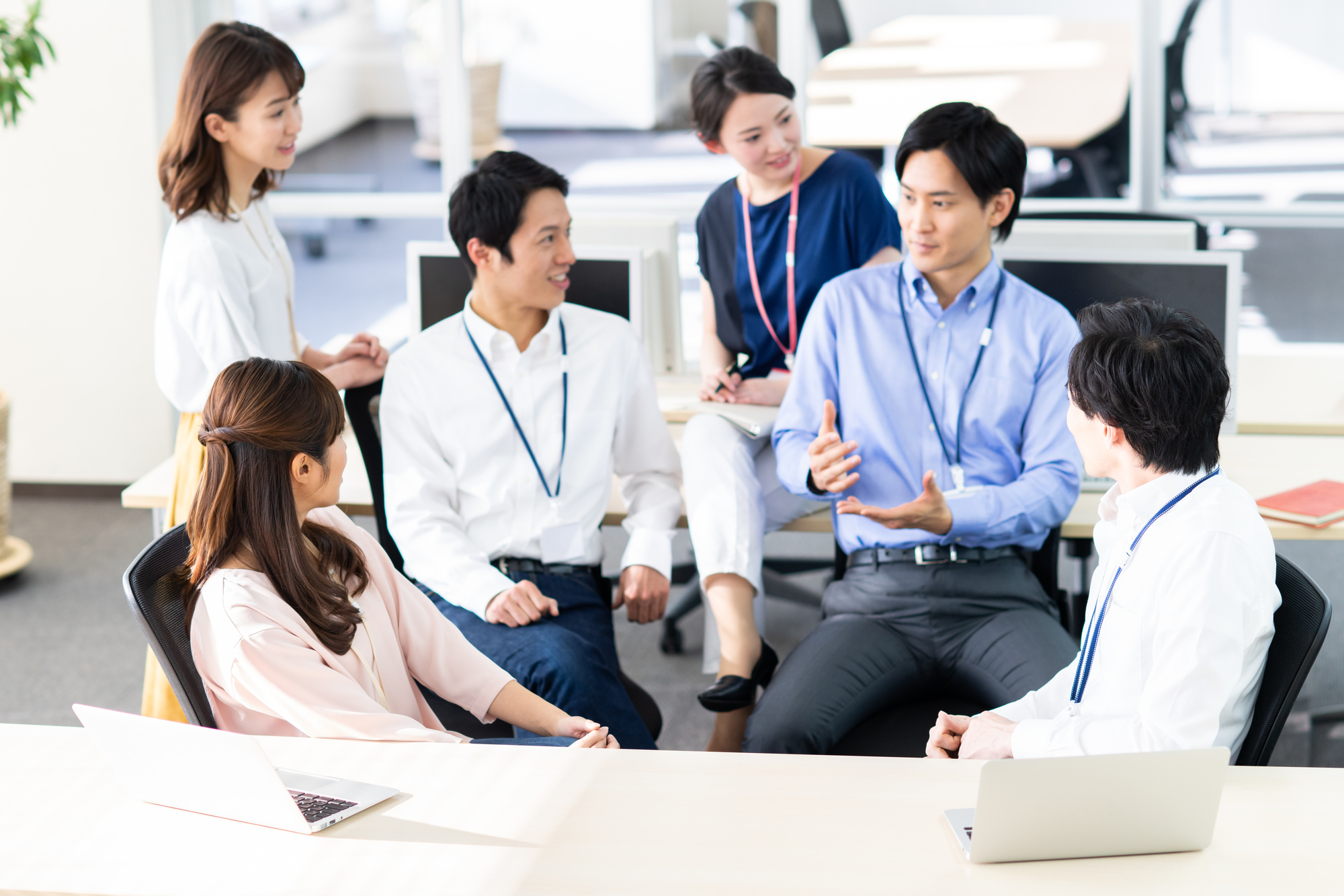 ゲストを呼んで打ち合わせをしやすい(ラウンジ・会議室)