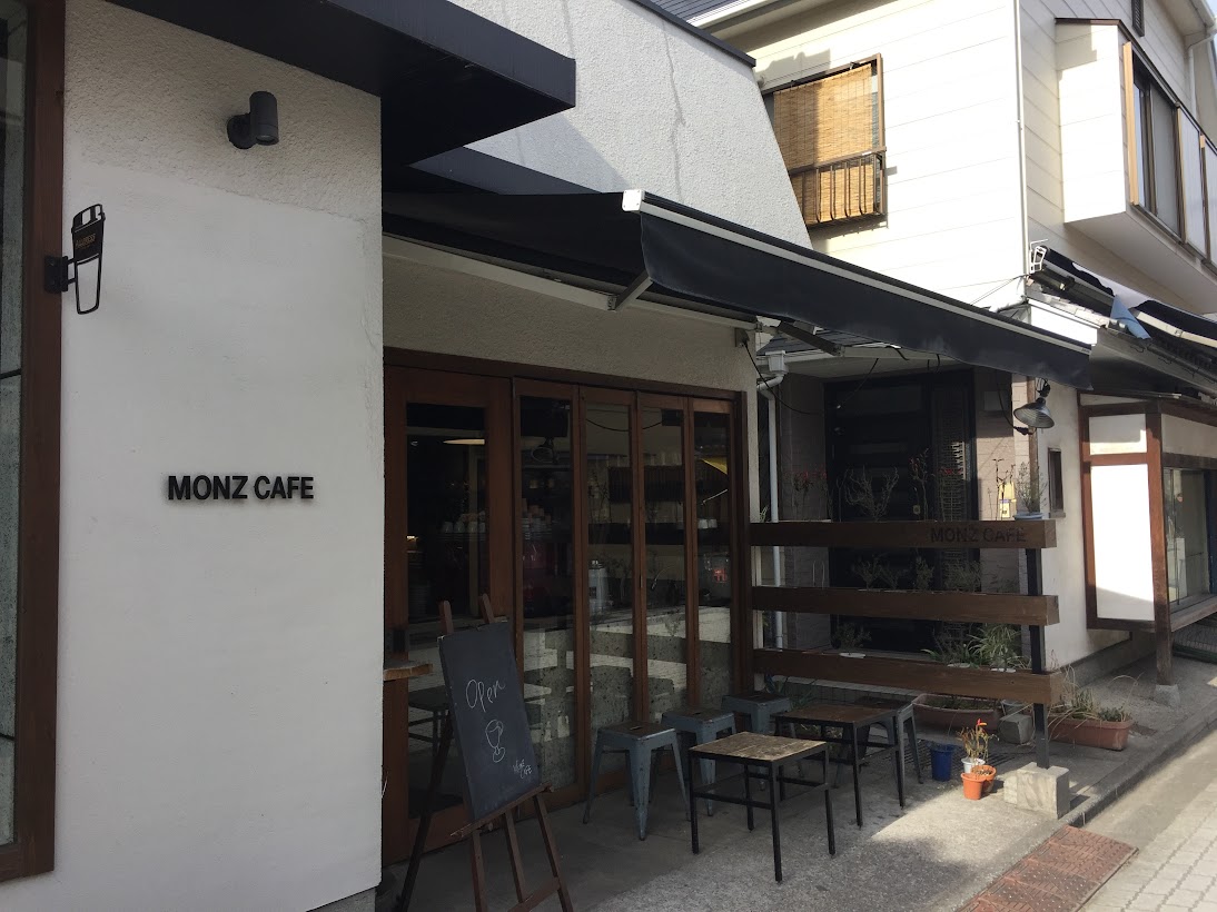門前仲町駅1番出口 MONZ CAFE