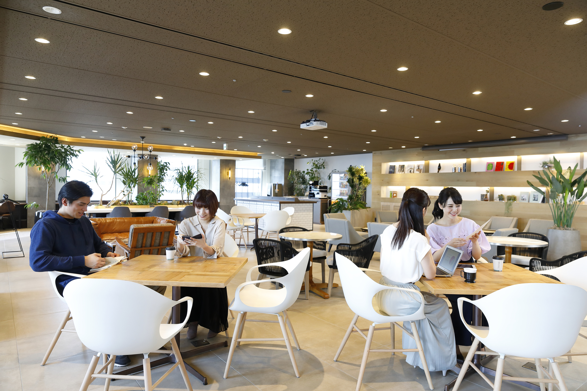 WeWorkは利用者の紹介で入会した場合の割引がある