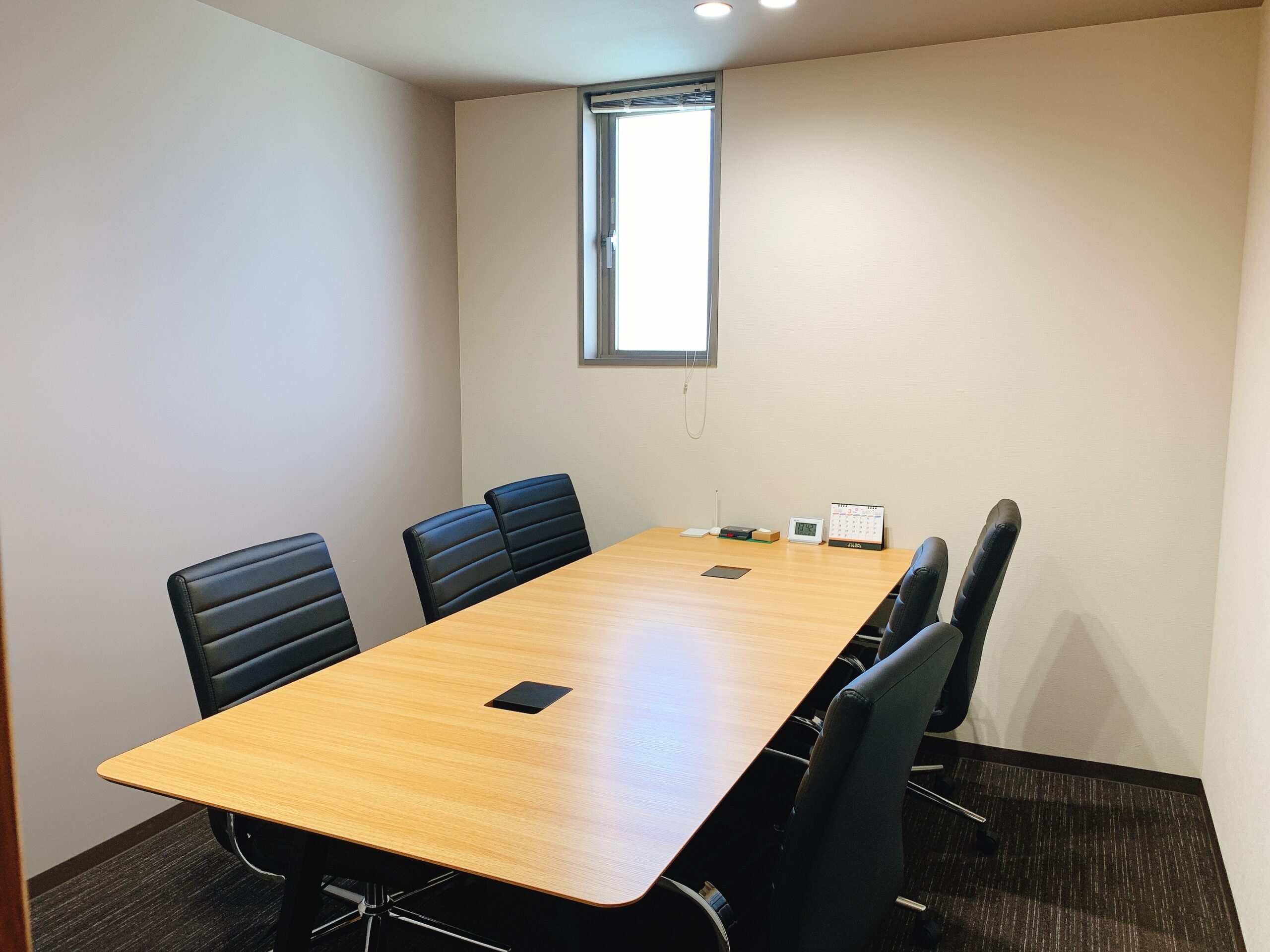 茅場町駅2番出口　ビズサークル 日本橋茅場町オフィス　Wi-Fi