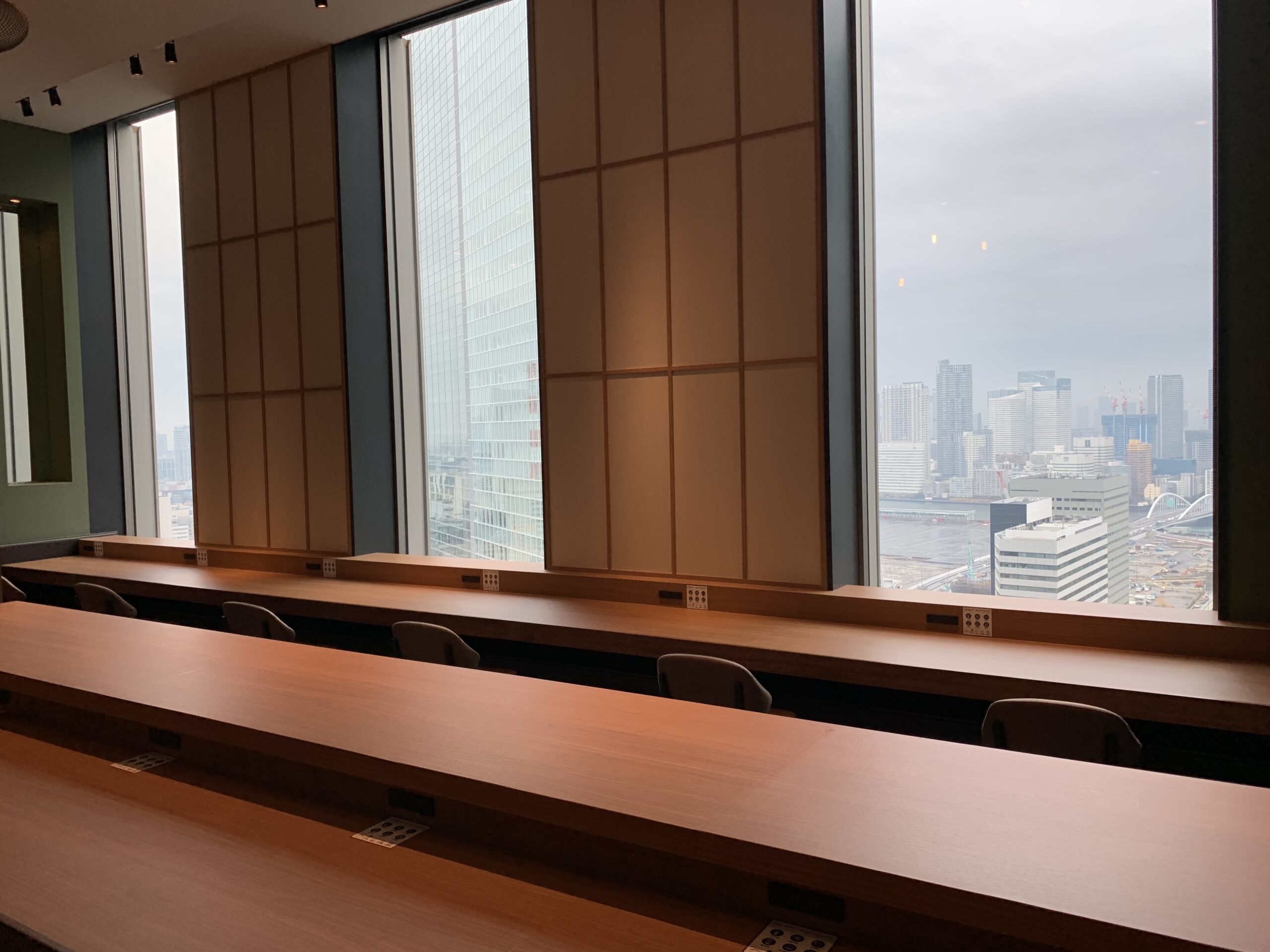 Cafe Booth（カフェブース）　BIZcomfort ザ ロイヤルパークホテルアイコニック東京汐留