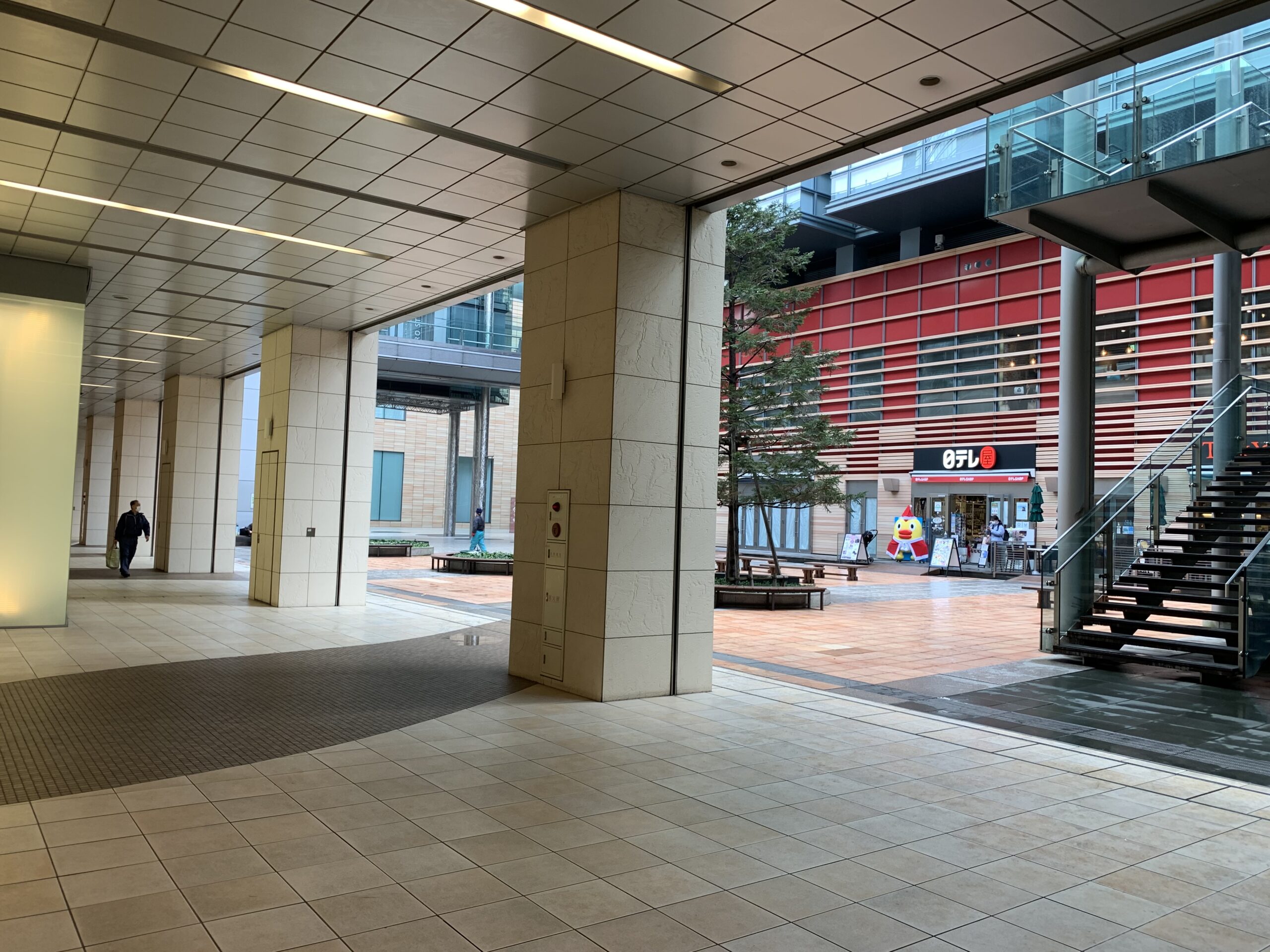 最寄駅からのアクセス　BIZcomfort ザ ロイヤルパークホテルアイコニック東京汐留